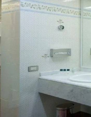 Hotel Una Hotel Bergamo 4*