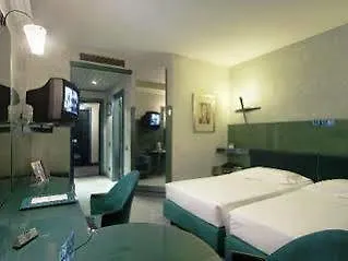 Una Hotel Bergamo Hotel 4*